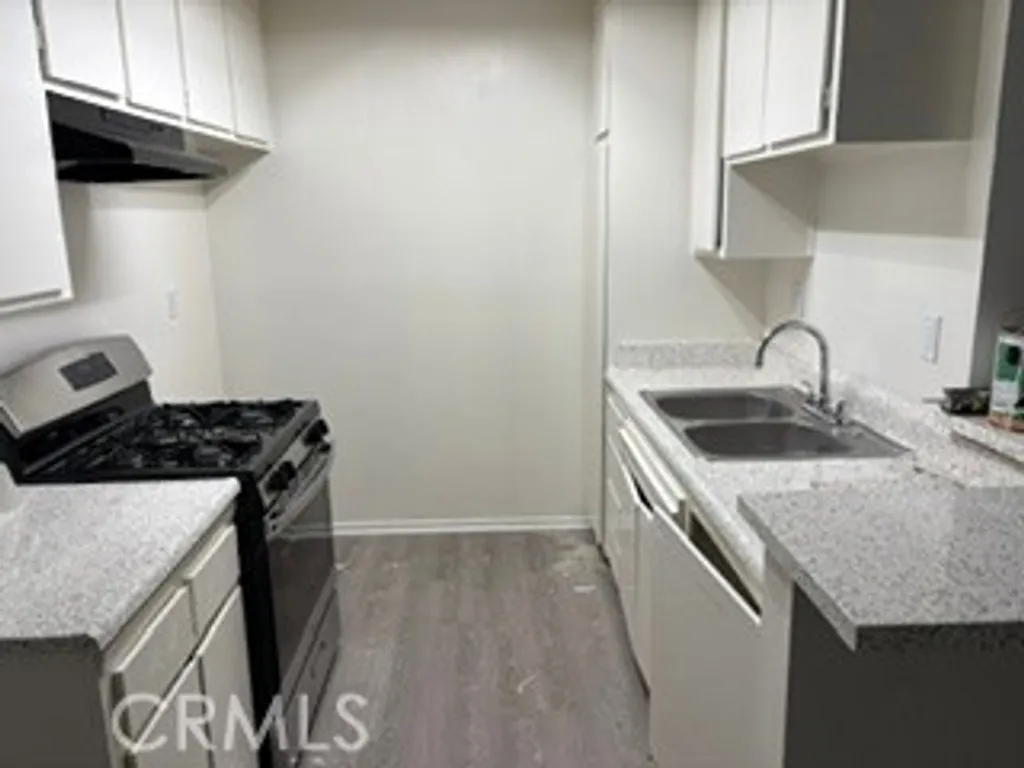 Additional image 5 of 801 S Lyon #A110 St, Santa Ana, CA 92705