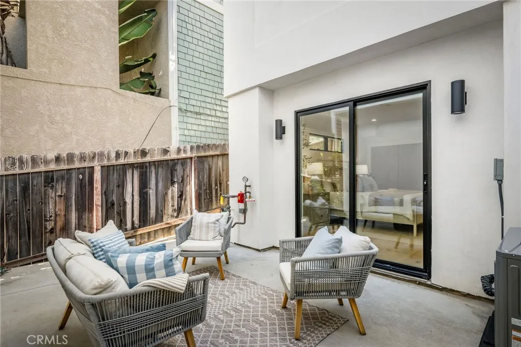 Additional image 48 of 89 Bayview Dr, Manhattan Beach, CA 90266