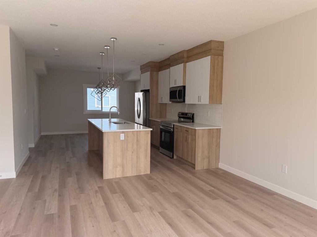 Additional image 3 of 325 Red Sky Terrace NE, Calgary, AB, T3N 2M3