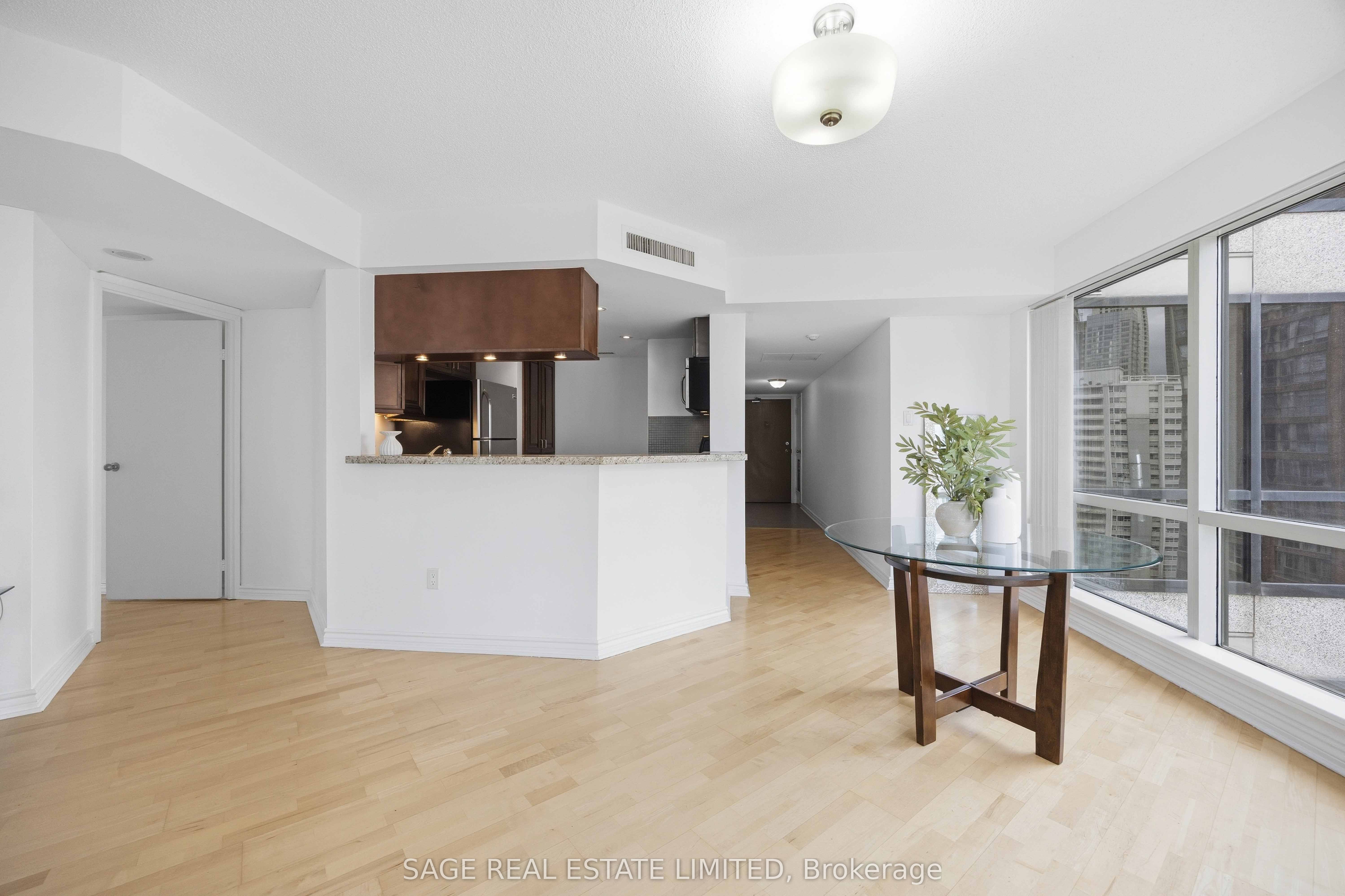 Additional image 5 of 2004-1001 Bay Street, Toronto, ON, M5S 3A6