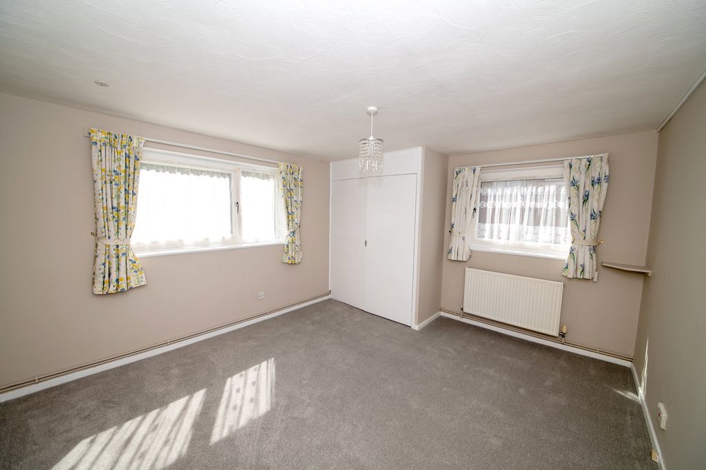 Additional image 5 of 2 bed flat for saleLink Road, Newbury RG14