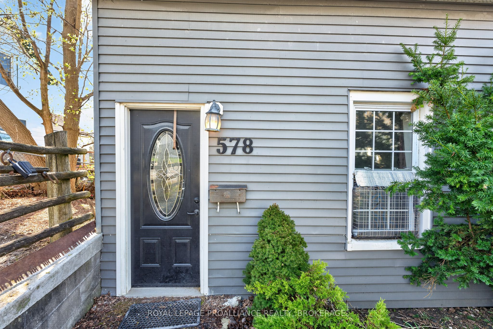 Additional image 3 of 578 Union Street, Kingston, ON, K7M 2H4