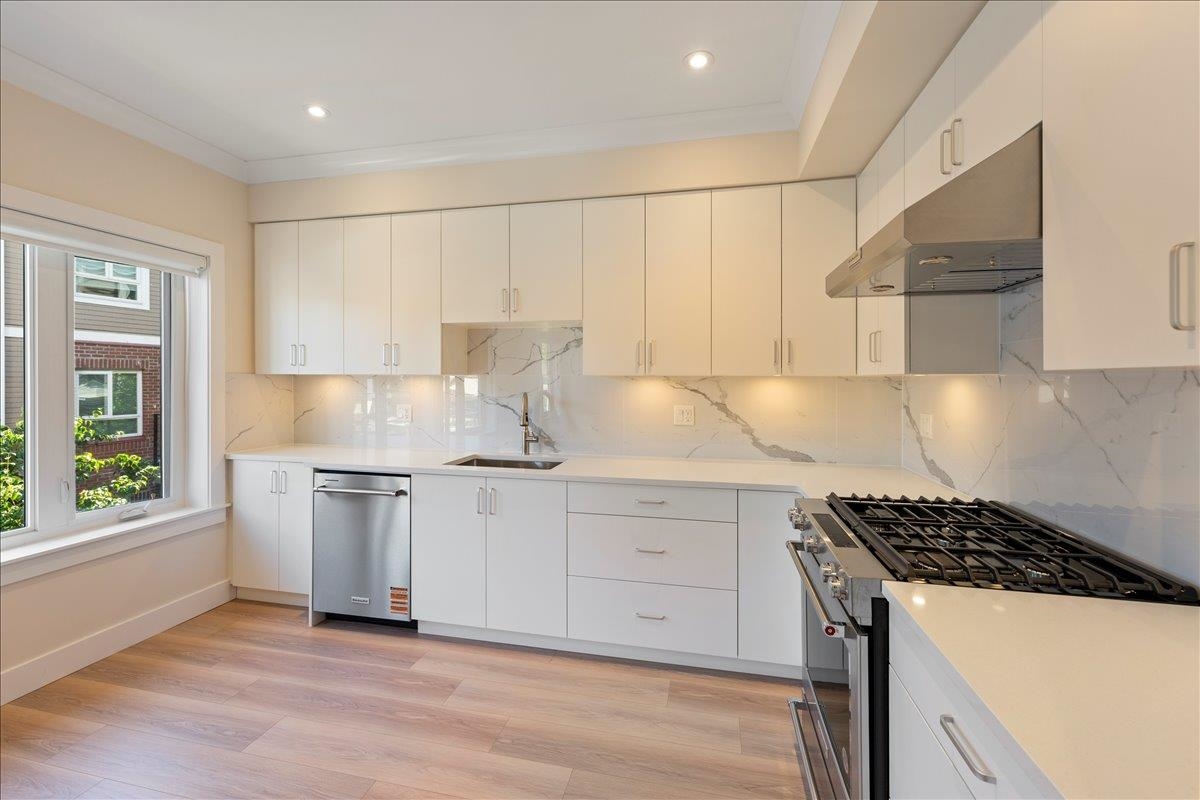 Additional image 6 of 4854 Slocan Street, Vancouver, BC, V5R 2A3