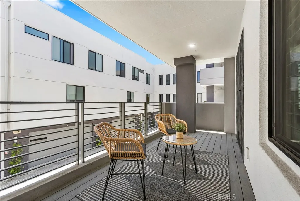 16175 Dawn Way Unit 202, Tustin, CA 92782