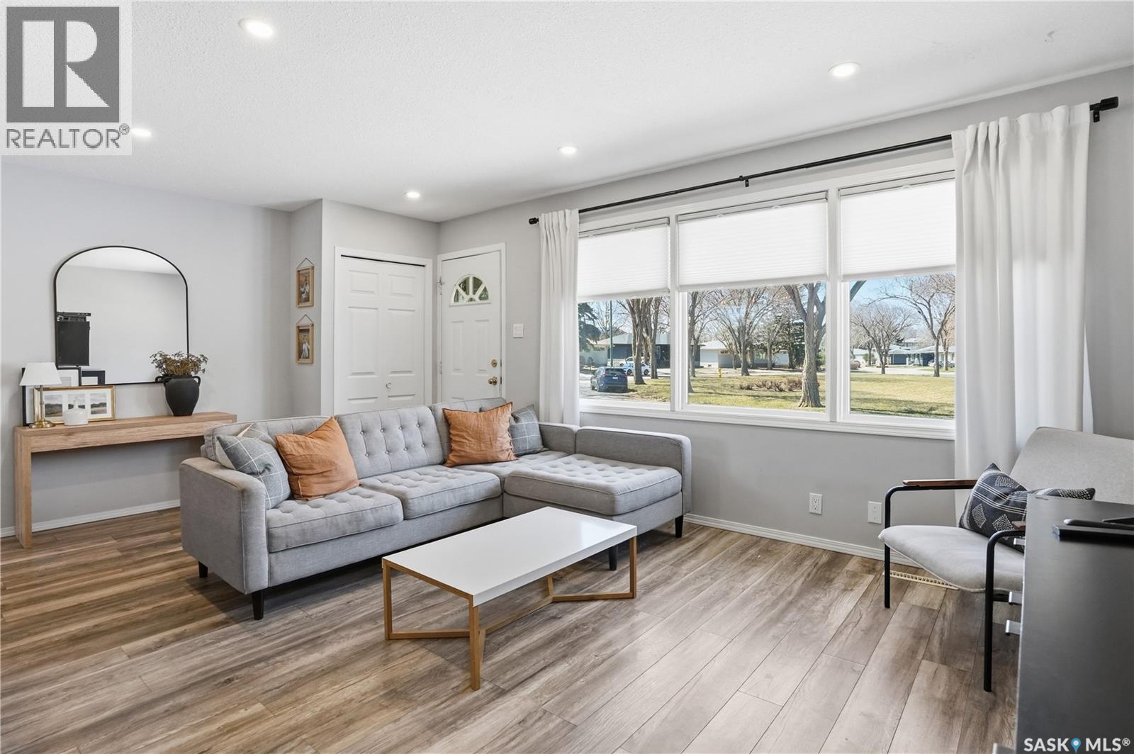 Additional image 5 of 709 Inver Crescent E, Regina, SK, S4N2K7