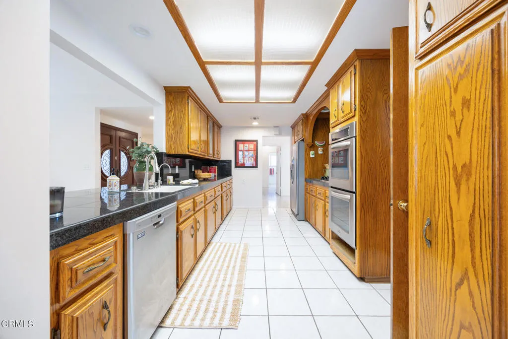 Additional image 53 of 4906 Vicwood Avenue, La Crescenta, CA 91214
