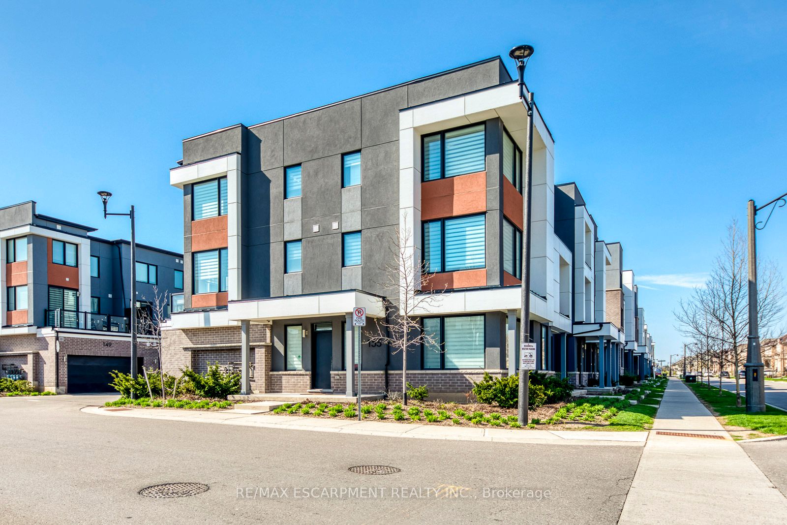 Additional image 3 of 155 Grovewood Common, Oakville, ON, L6H 0X5