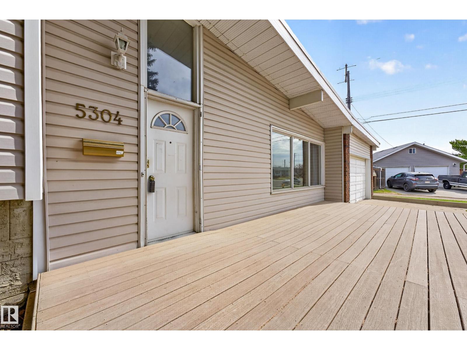 Additional image 4 of 5304 90a Avenue NW, Edmonton, AB, T6B0P8
