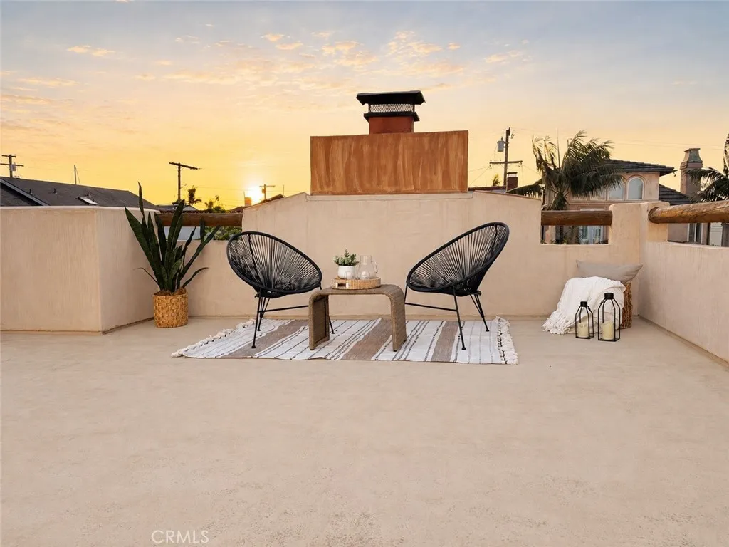 Additional image 30 of 24 Via Di Roma Walk, Long Beach, CA 90803