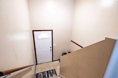 Additional image 8 of 5817 60 Avenue, Red Deer, AB, T4N 5S2