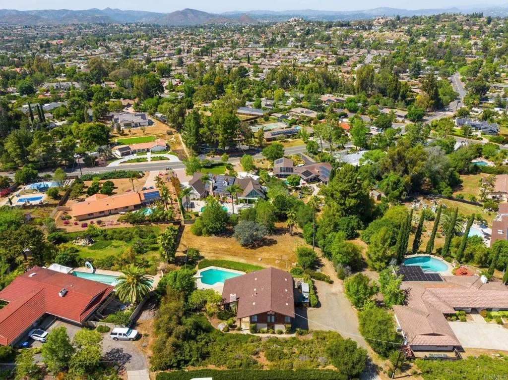 Additional image 80 of 16414 Calle Ana, Poway, CA 92064