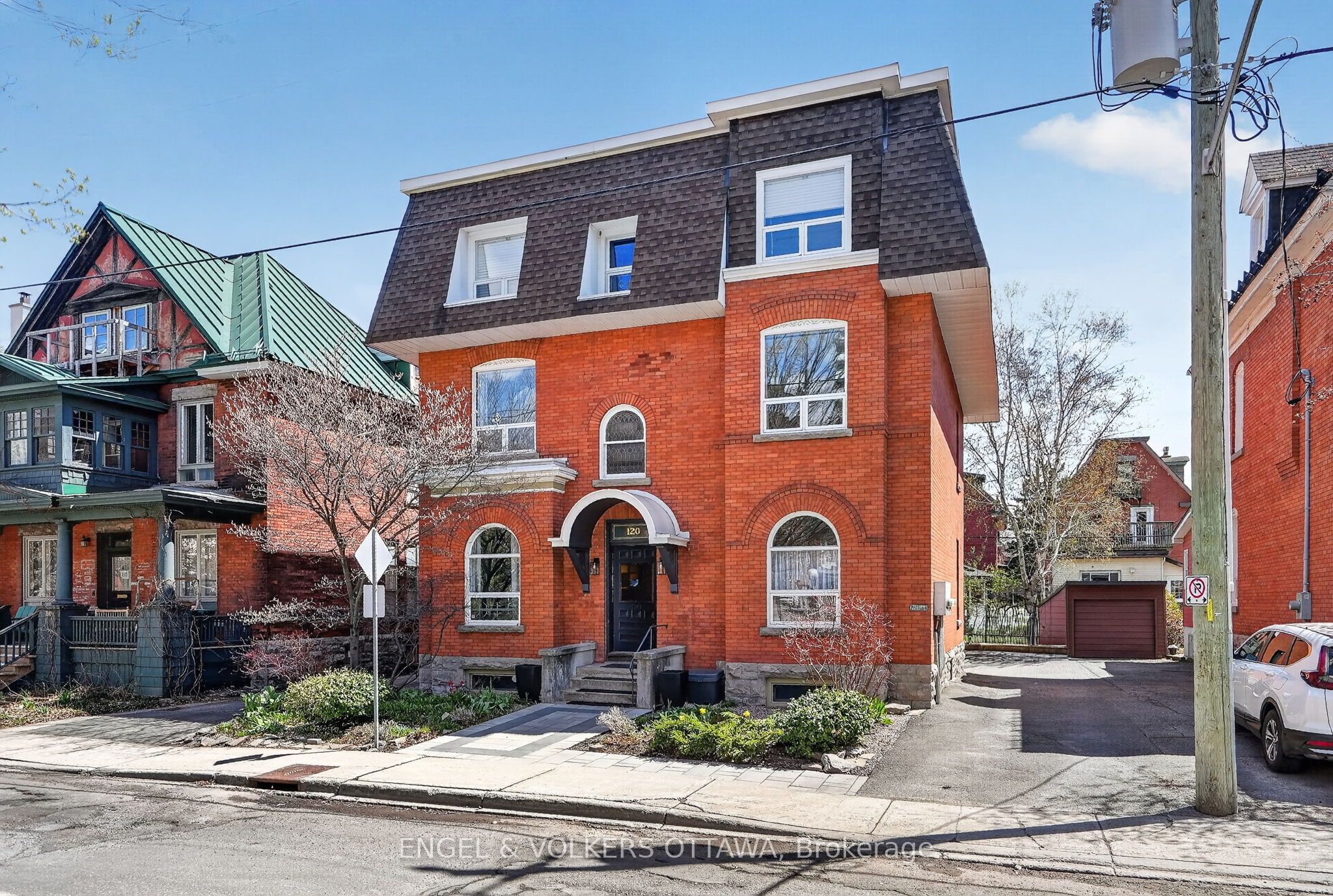 2-120 Lewis Street, Ottawa, ON, K2P 0S7