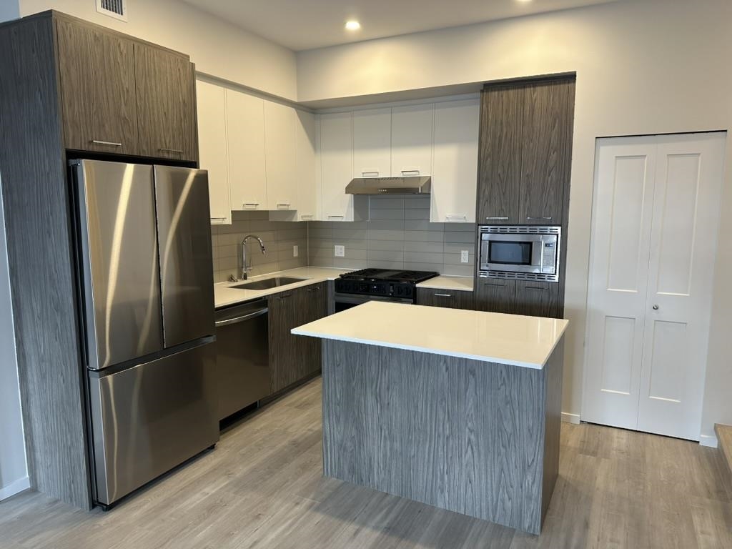 Additional image 3 of 3319 148th Street, Surrey, BC, V4P 0H5