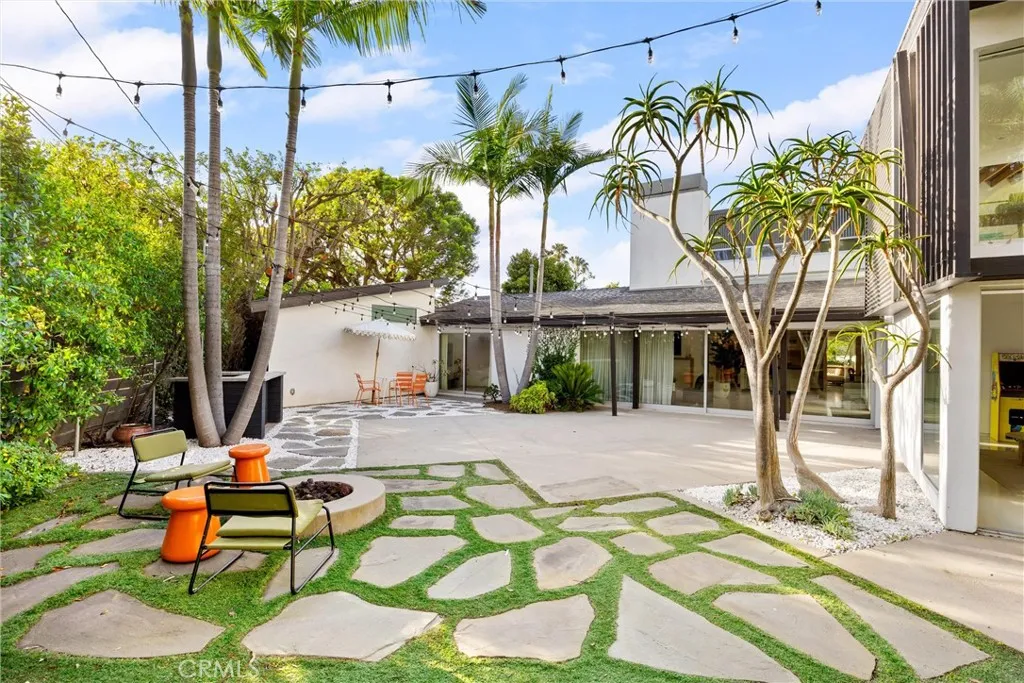 Additional image 65 of 341 Vista Baya, Costa Mesa, CA 92627