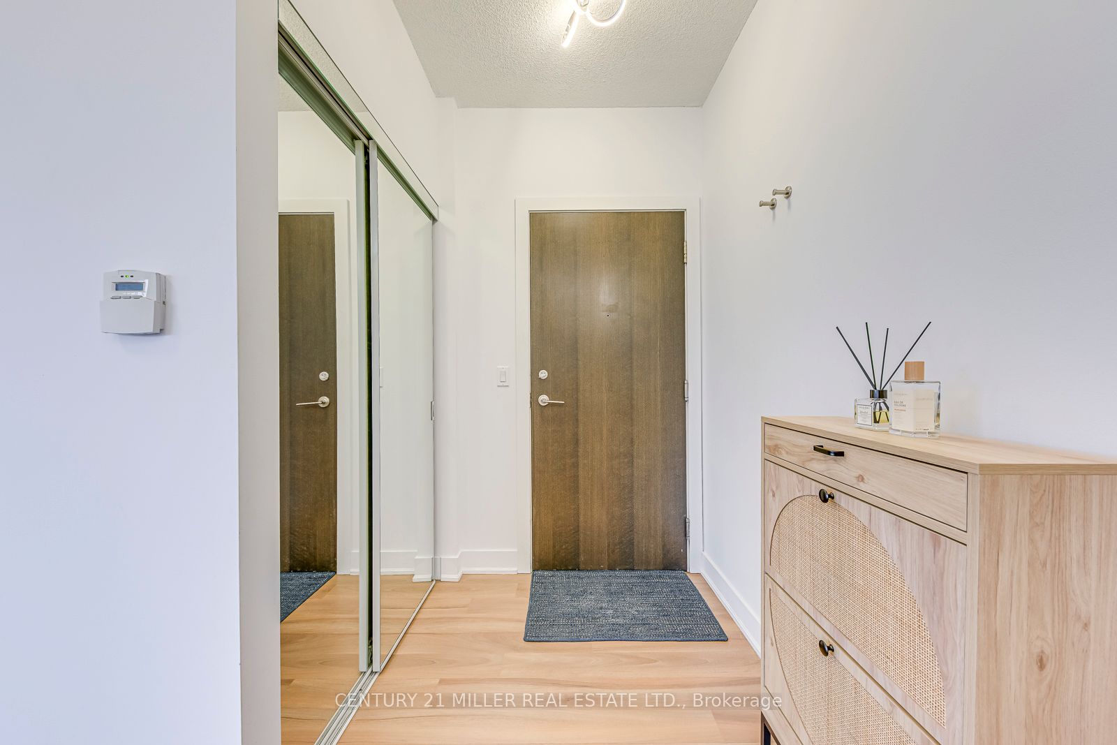 Additional image 3 of 3106-28 Linden Street, Toronto, ON, M4Y 0A4