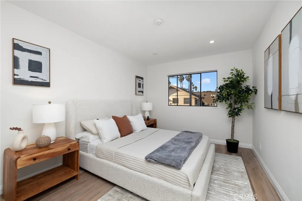 Additional image 30 of 300 S Reno Street Unit 303, Los Angeles, CA 90057