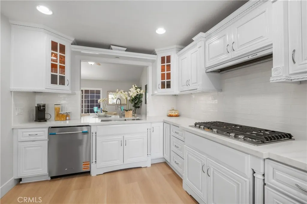 Additional image 5 of 31 Columbus, Irvine, CA 92620