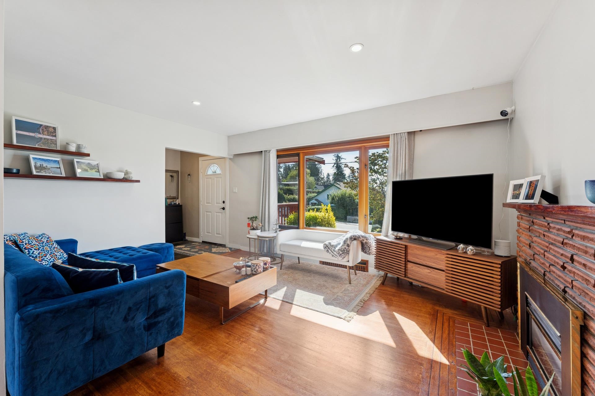 Additional image 2 of 430 Kings Road W, North Vancouver, BC, V7N 2M3