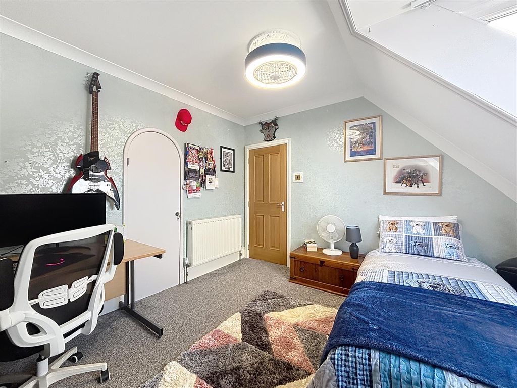 Additional image 40 of 6 bed terraced house for saleEastgate, Hornsea HU18