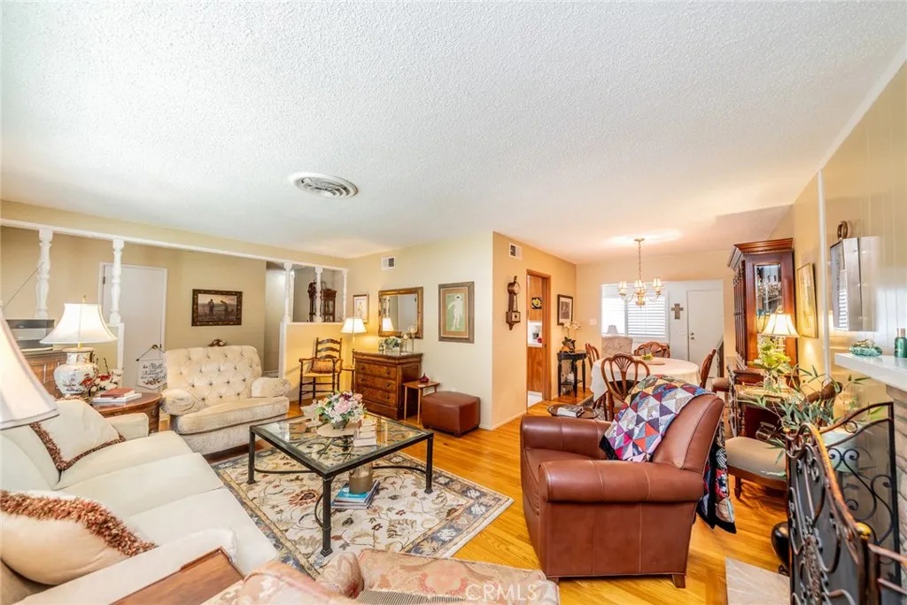 34986 Comberton St, Yucaipa, CA 92399 photo 3