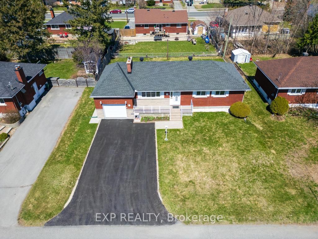 Additional image 5 of 11 Donna Street, Ottawa, ON, K2G 2V5