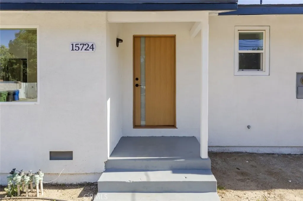 Additional image 3 of 15724 Chase Street, North Hills, CA 91343