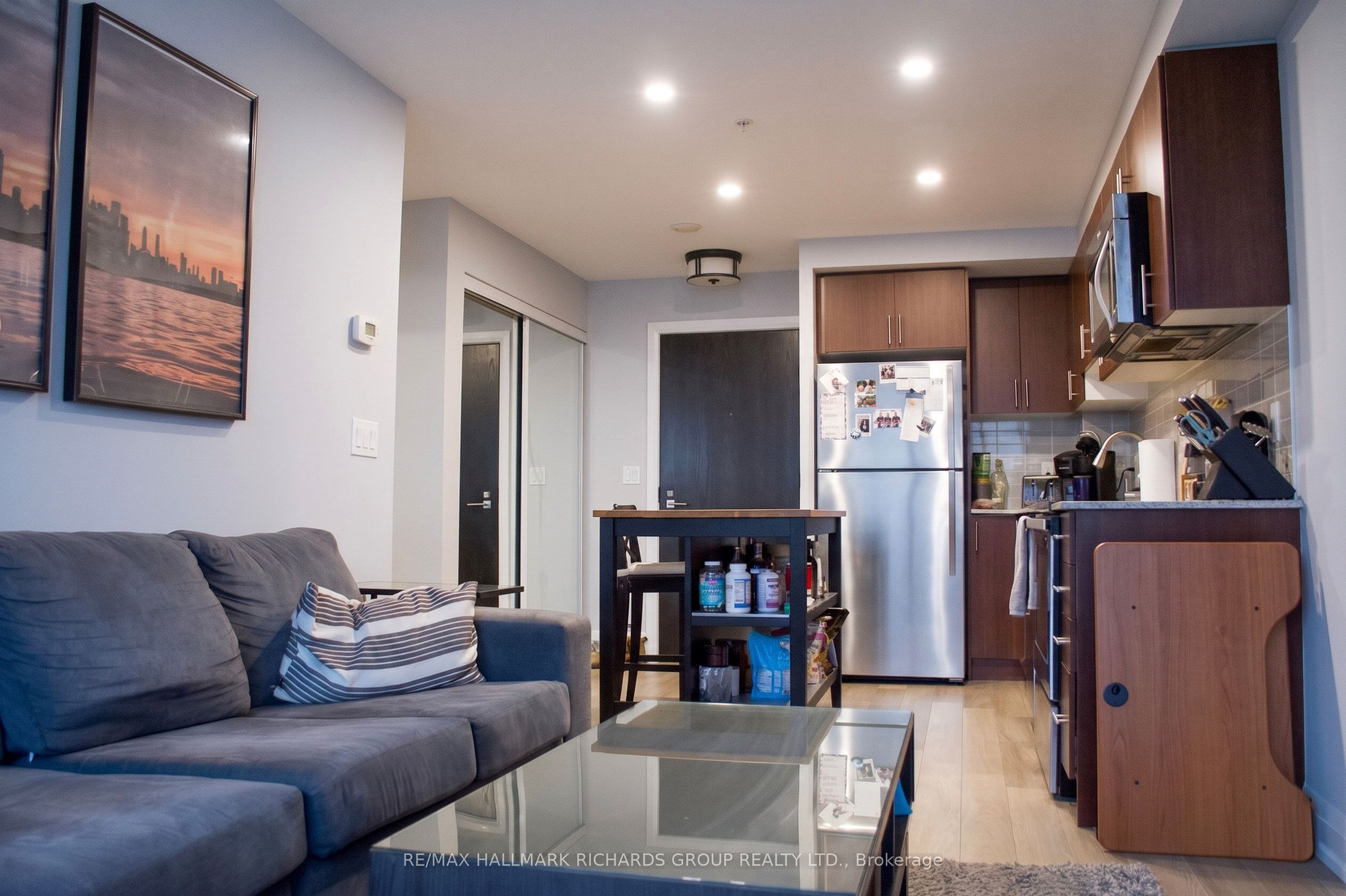Additional image 2 of PH8-3520 Danforth Avenue, Toronto, ON, M1L 1E5