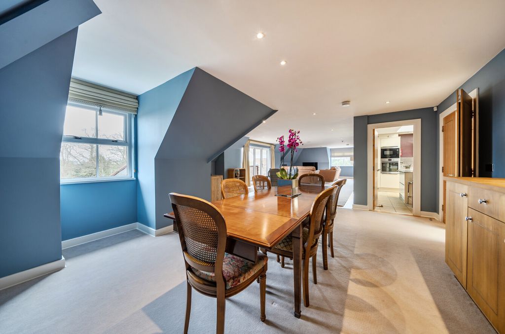 Additional image 14 of 5 bed flat for saleSovereign House, Royal Parade, Chislehurst, Kent BR7