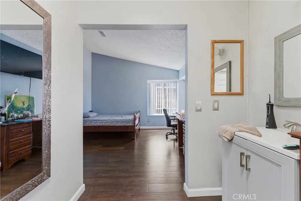 Additional image 37 of 700 W Almond Street, Compton, CA 90220