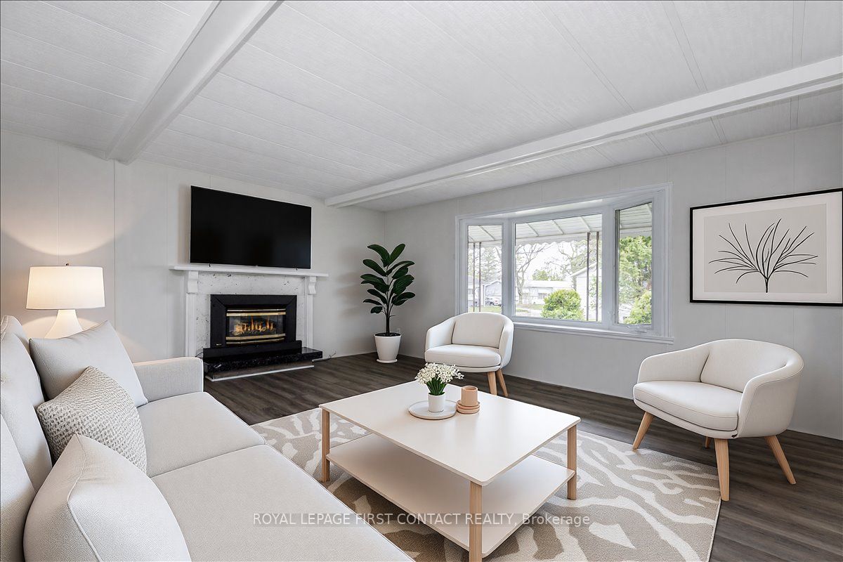 13 Honeysuckle Lane, Innisfil, ON, L9S 1M5 photo 5