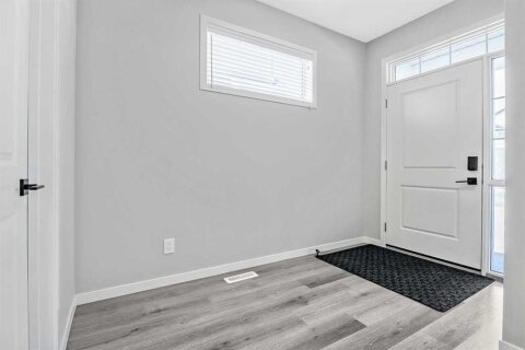 Additional image 8 of 68 Wolf Gate, Okotoks, AB, T1S 5T9