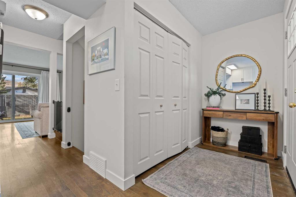 Additional image 4 of 404-6223 31 Avenue NW, Calgary, AB, T3B 3X2