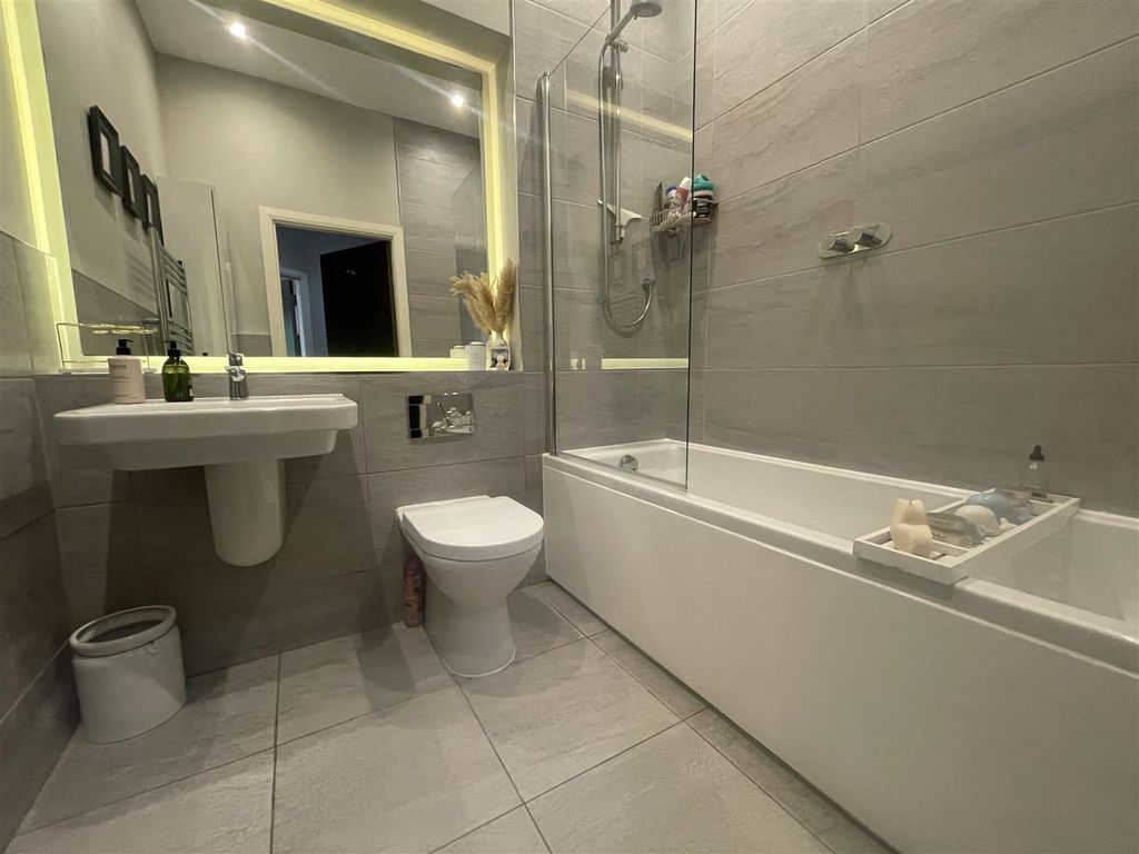 Additional image 3 of 1 bed flat for saleBollin Heights, Macclesfield Road, Wilmslow SK9