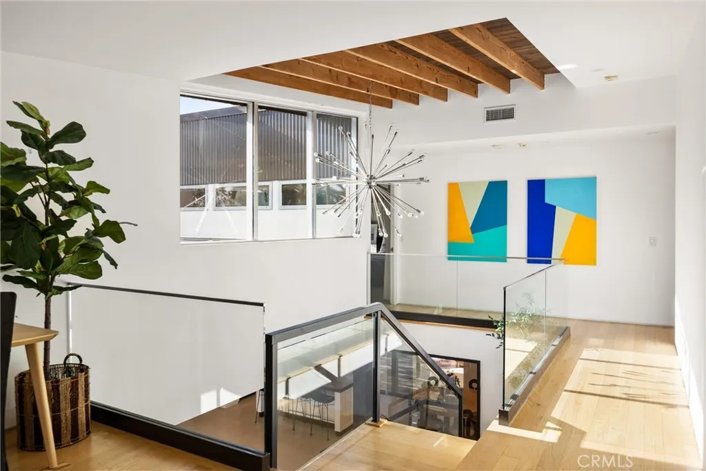 Additional image 26 of 341 Vista Baya, Costa Mesa, CA 92627