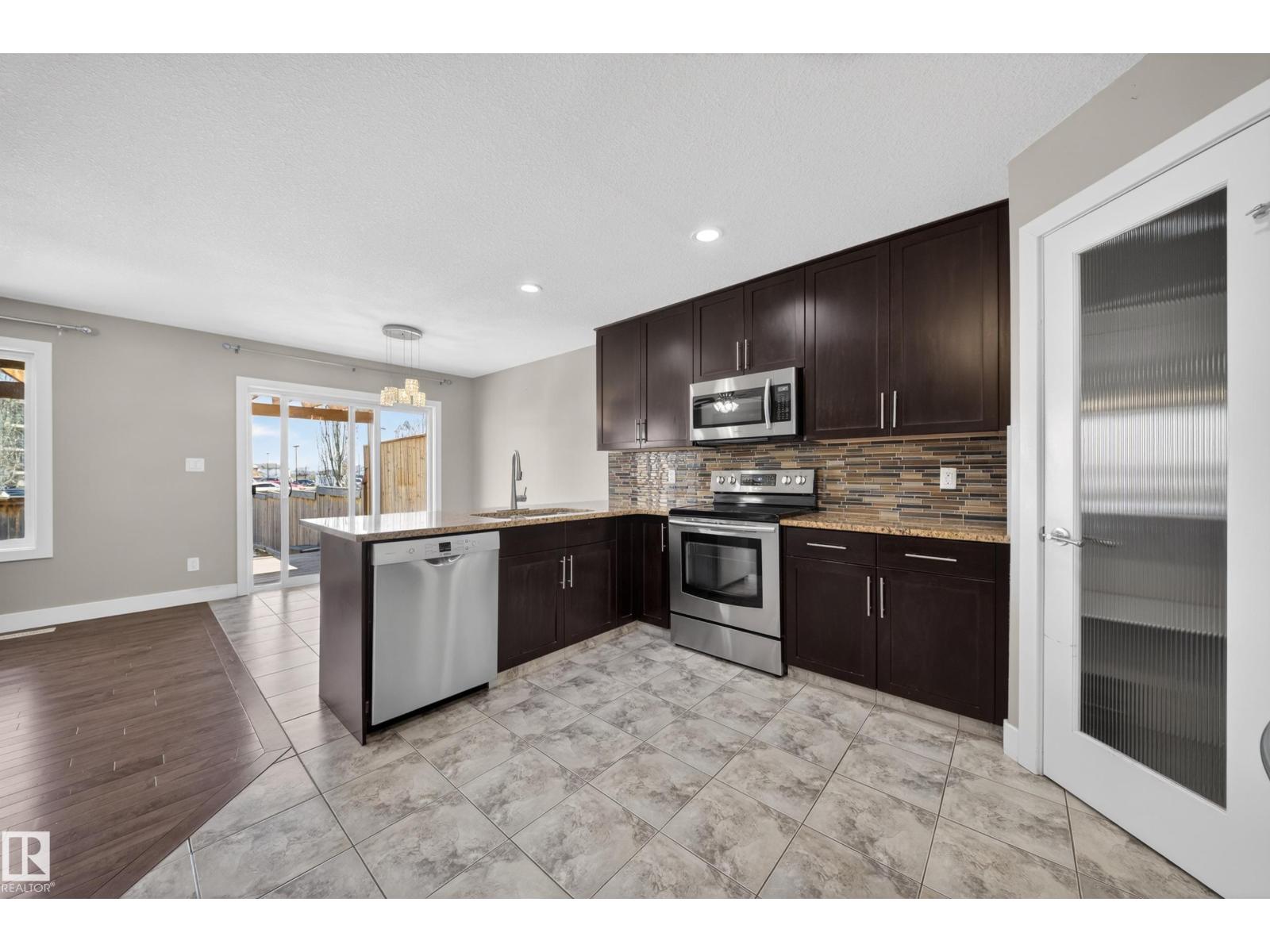 Additional image 6 of 16717 60 Street NW, Edmonton, AB, T5Y0W6