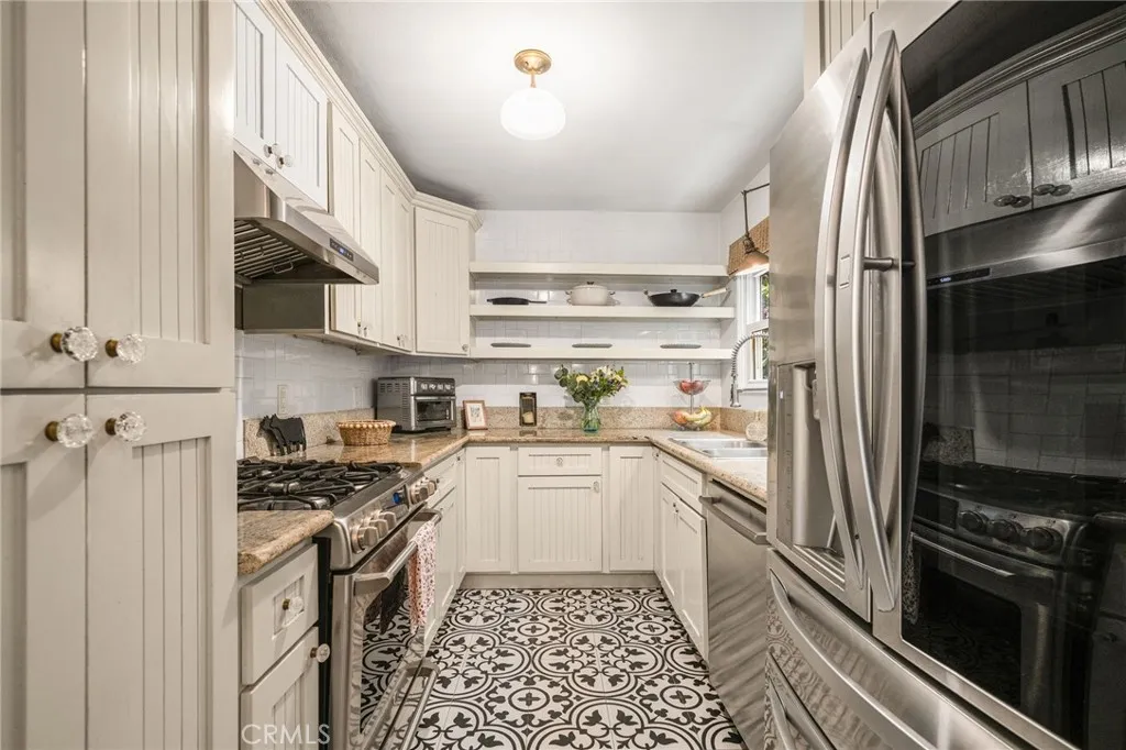 Additional image 11 of 5130 W 20th St, Los Angeles, CA 90016