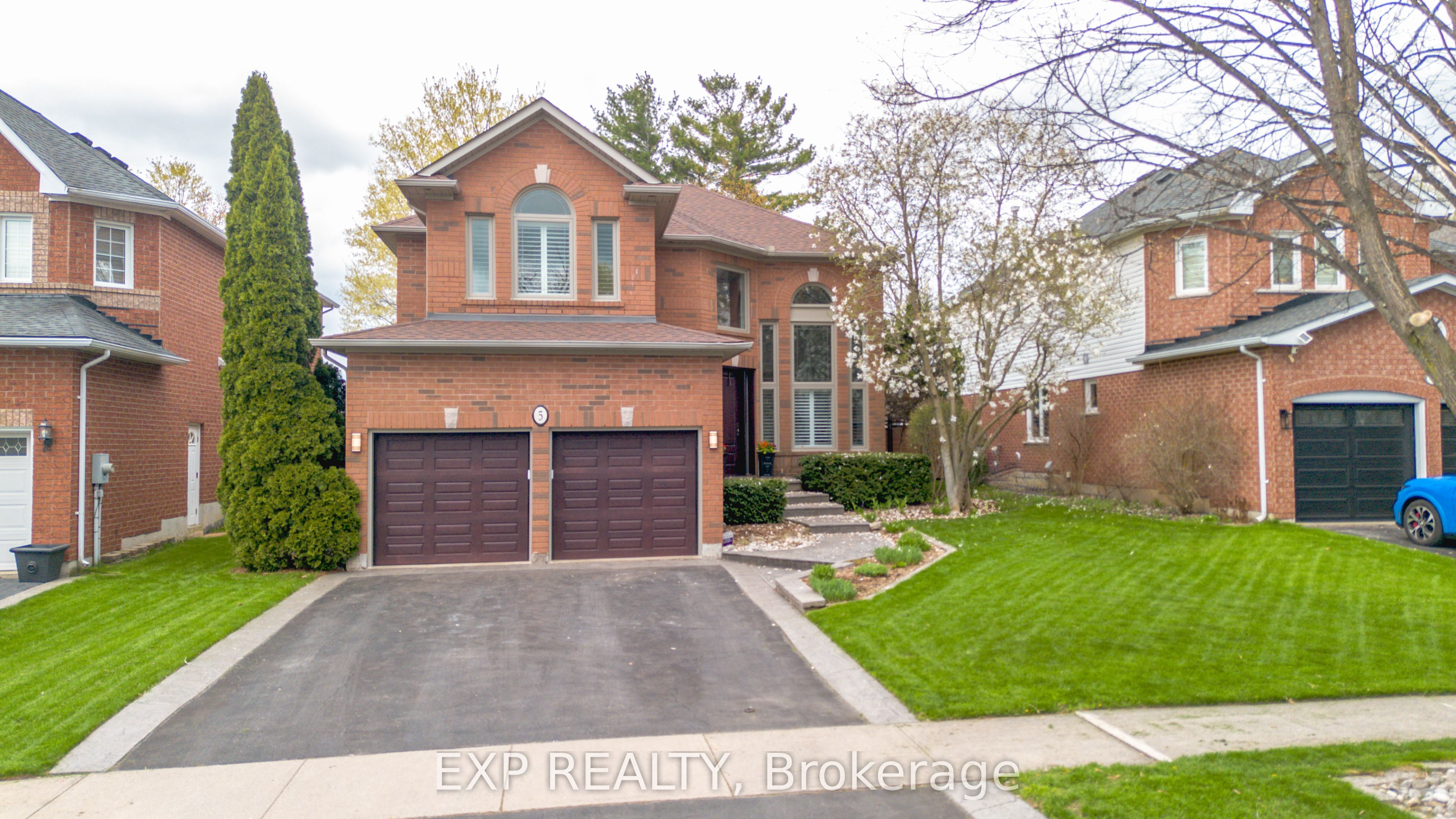 5 Shetland Drive, Hamilton, ON, L8B 0N9