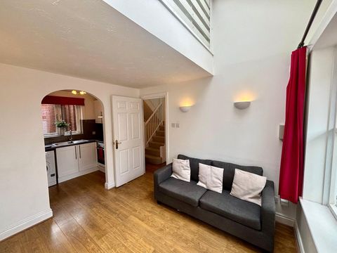 Kings Court, Cox Street B3