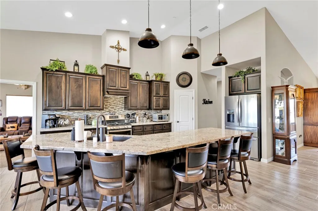 Additional image 16 of 8140 Heartland Cir, Oak Hills, CA 92344