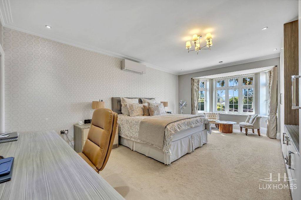 Additional image 27 of 7 bed detached house for saleParkstone Avenue, Emerson Park RM11