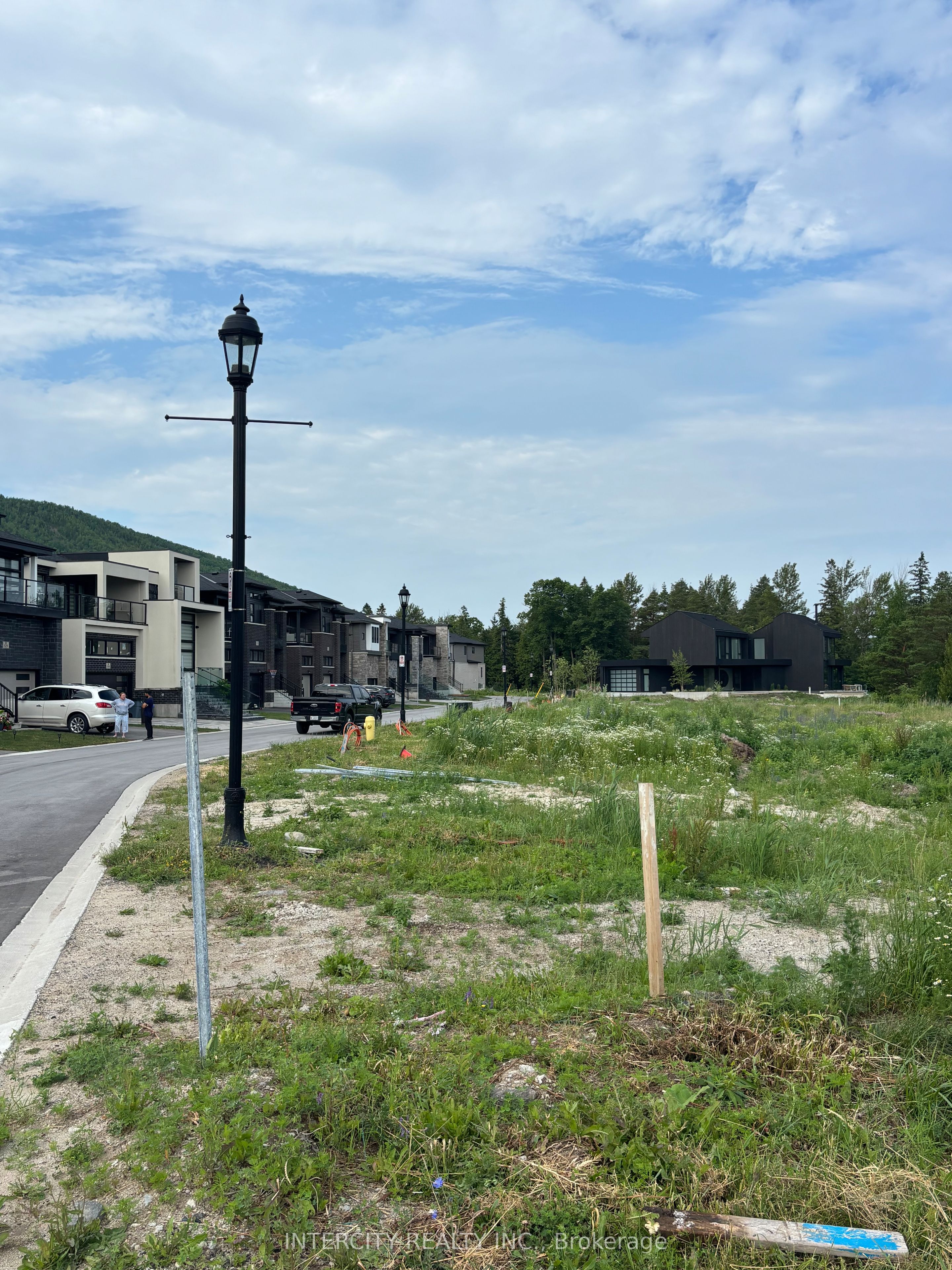 Additional image 4 of 134 Sebastian Street, Blue Mountains, ON, N0H 1J0