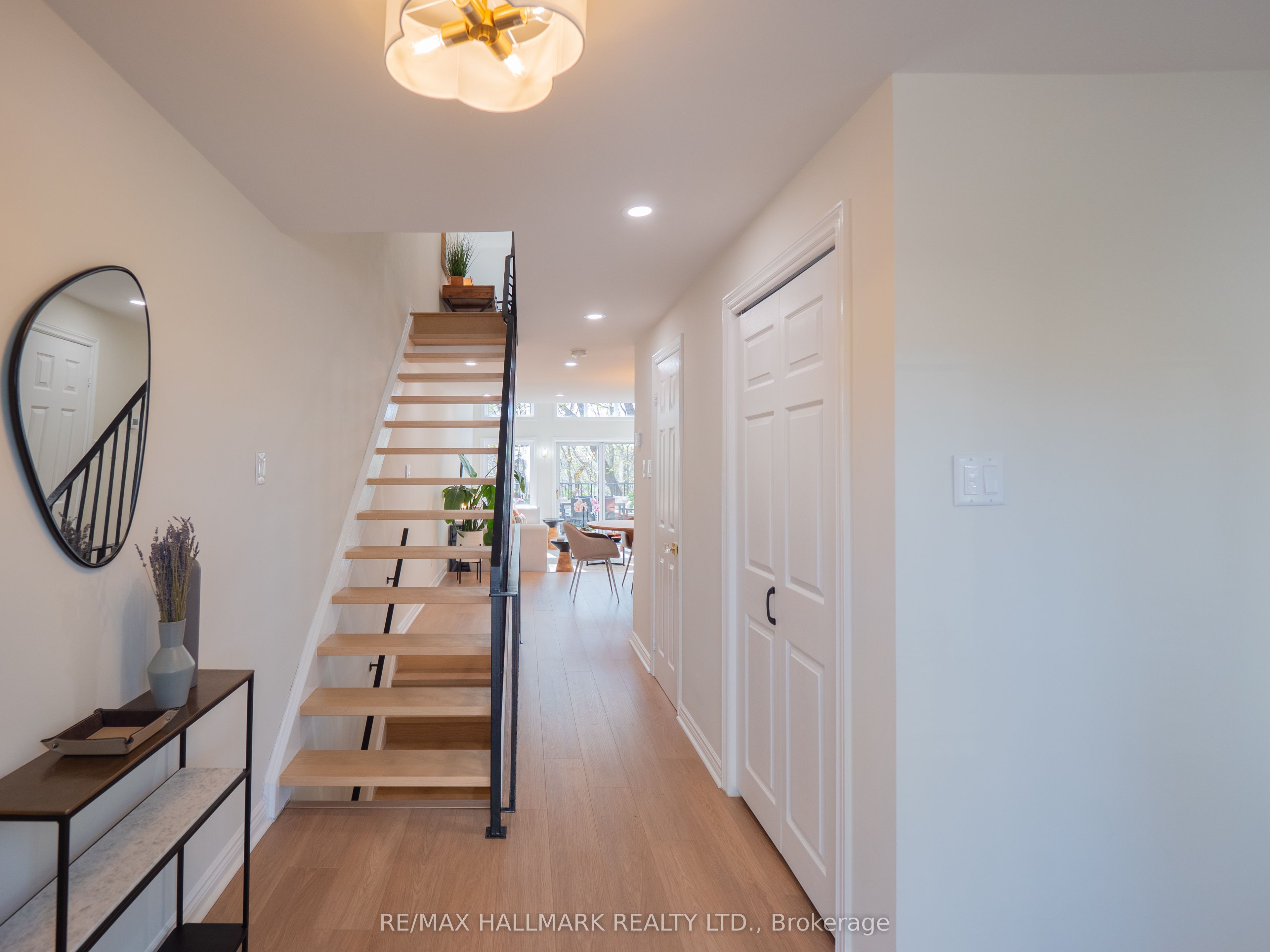 Additional image 2 of TH #2-18 Doncrest Road, Toronto, ON, M4K 1R8