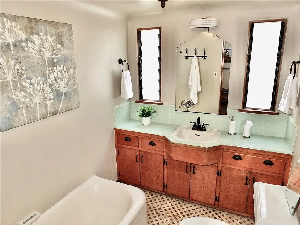 Additional image 68 of 3757 Cerritos Avenue, Long Beach, CA 90807