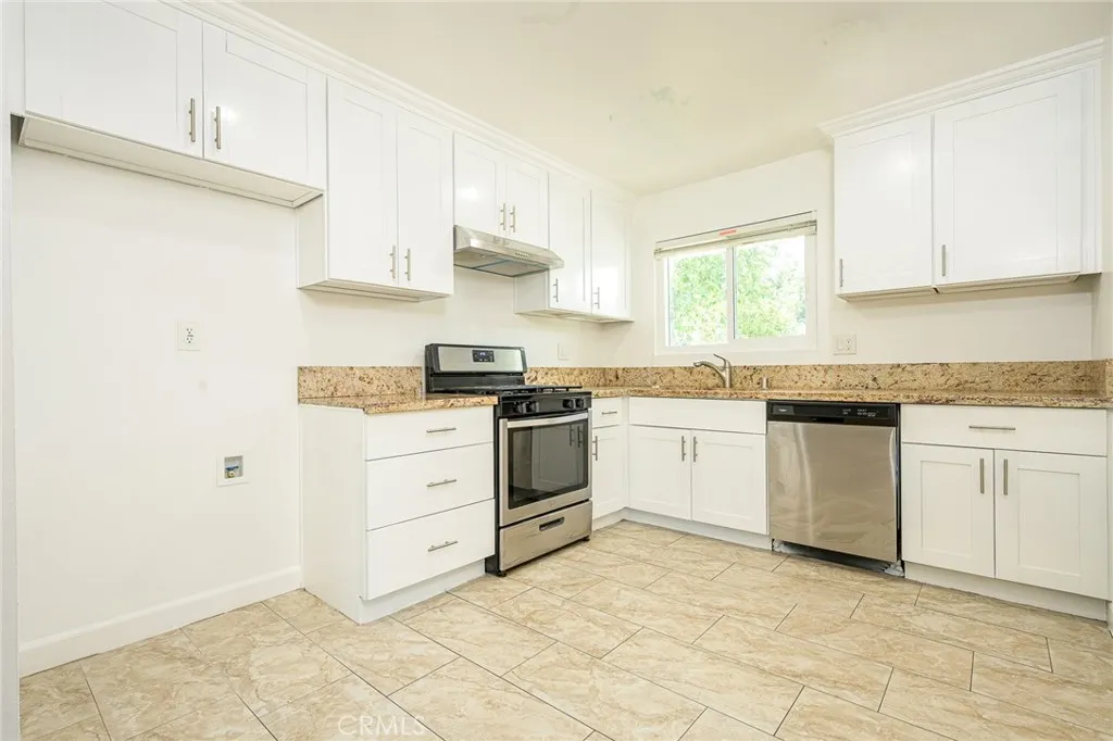 Additional image 3 of 25781 Plum Hollow Dr, Menifee, CA 92586