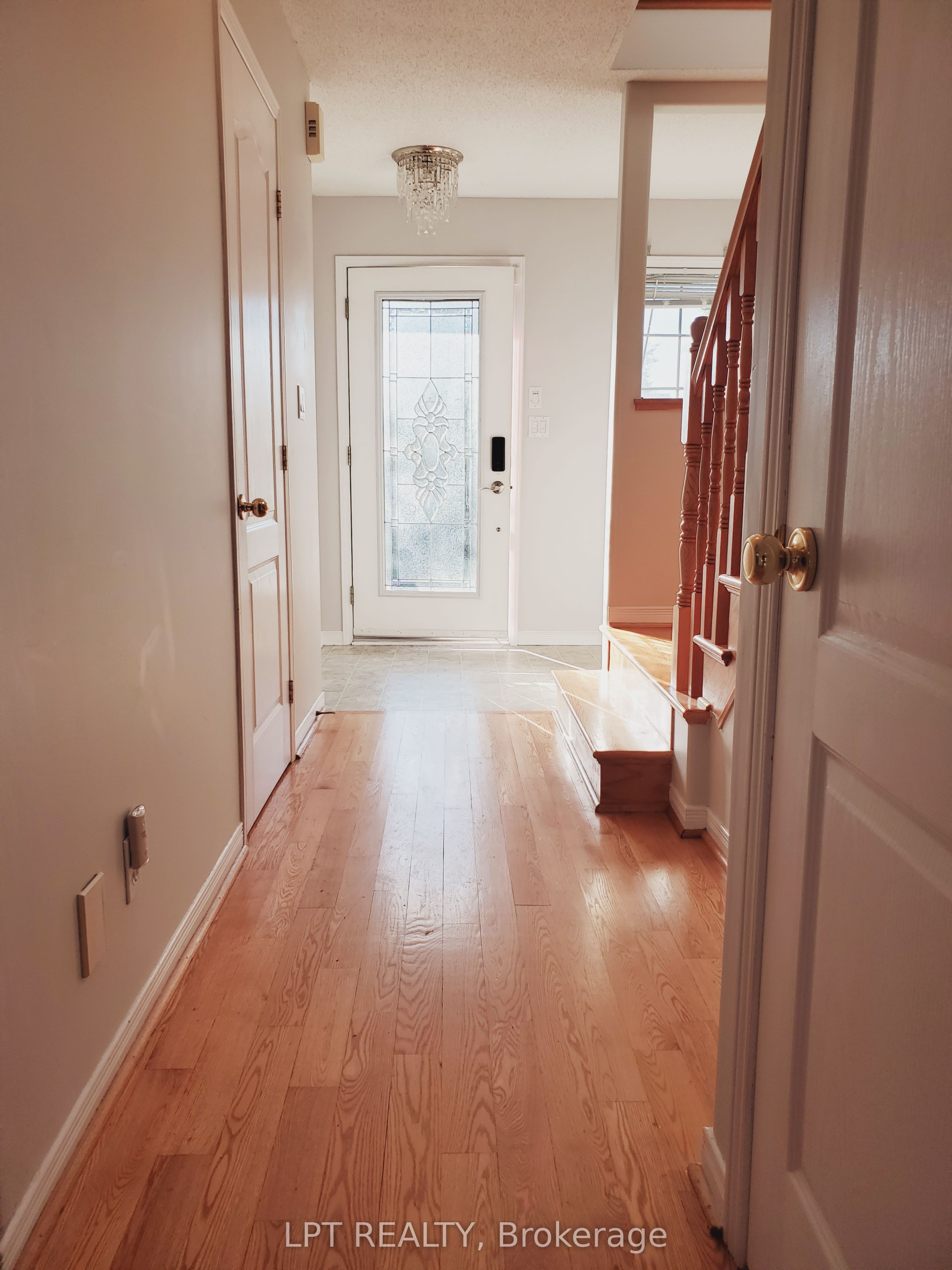 Additional image 2 of 919 Rainbow Crescent, Kingston, ON, K7K 7H7
