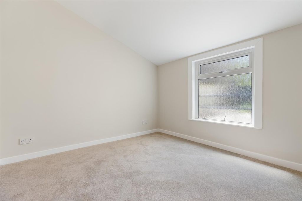 Additional image 15 of 3 bed flat for saleMargaret Street, Greenock PA16