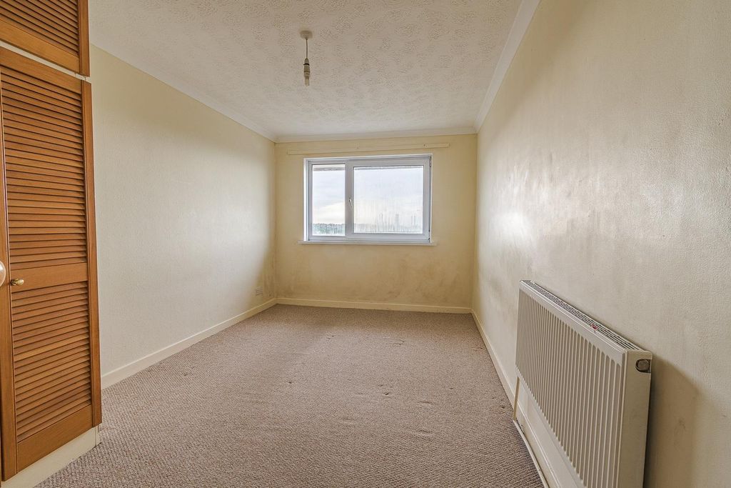 Additional image 4 of 2 bed flat for saleDavnic Close, Barry CF63