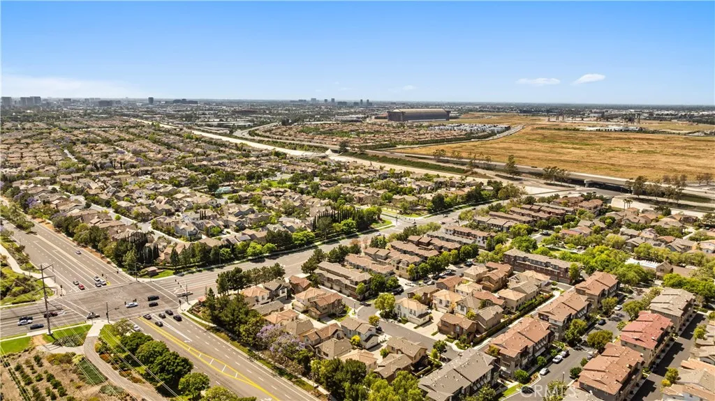 Additional image 96 of 328 Flyers Ln, Tustin, CA 92782