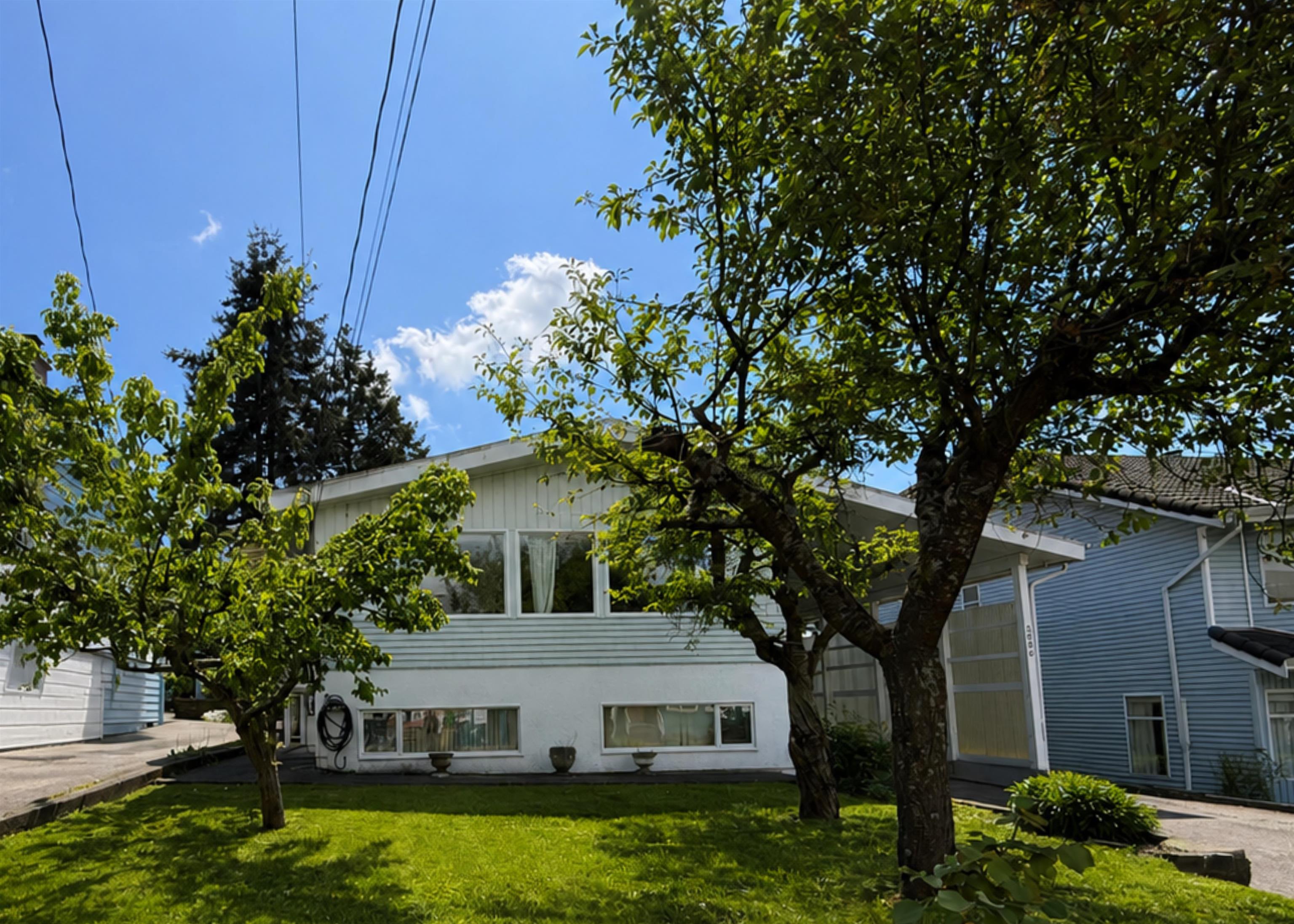 5006 Fulwell Street, Burnaby, BC, V5G 1P2