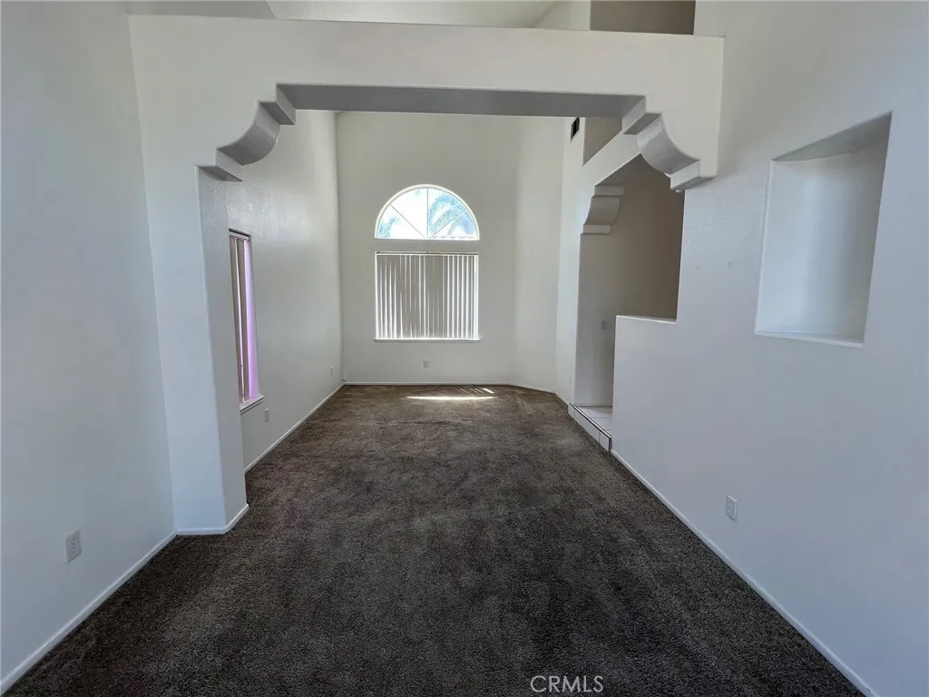 Additional image 15 of 5134 Calle Zafiro, Jurupa Valley, CA 92509